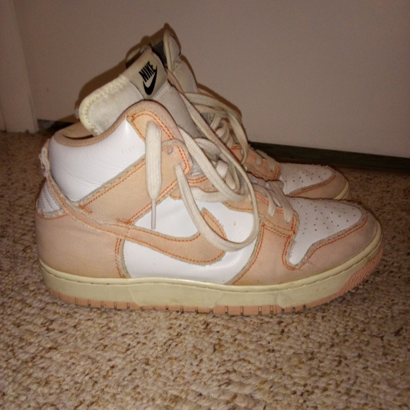 2022 release of 1985 Nike dunks high top men's size 10 Arctic orange - Picture 3 of 5
